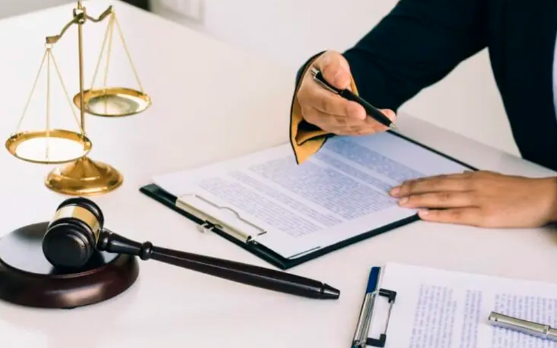 Trusted Solicitor in Officer